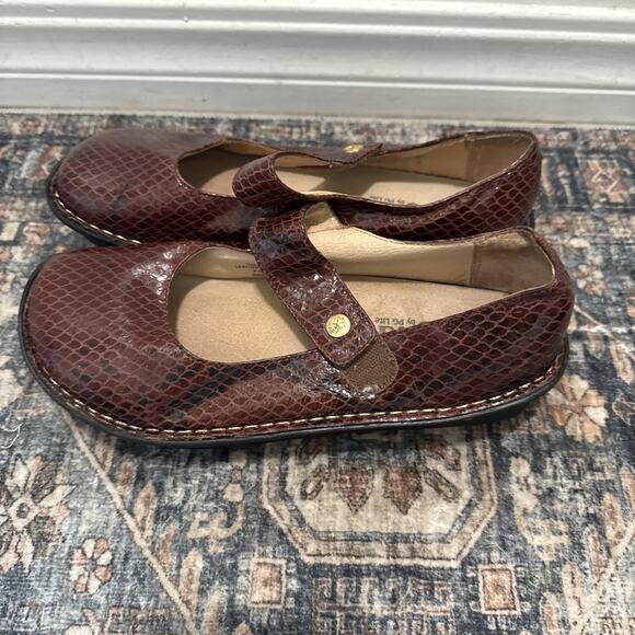Alegria By PG Lite PAL-702  7.5 Mary Jane Texturized Leather Nursing Snakeskin - Picture 3 of 7